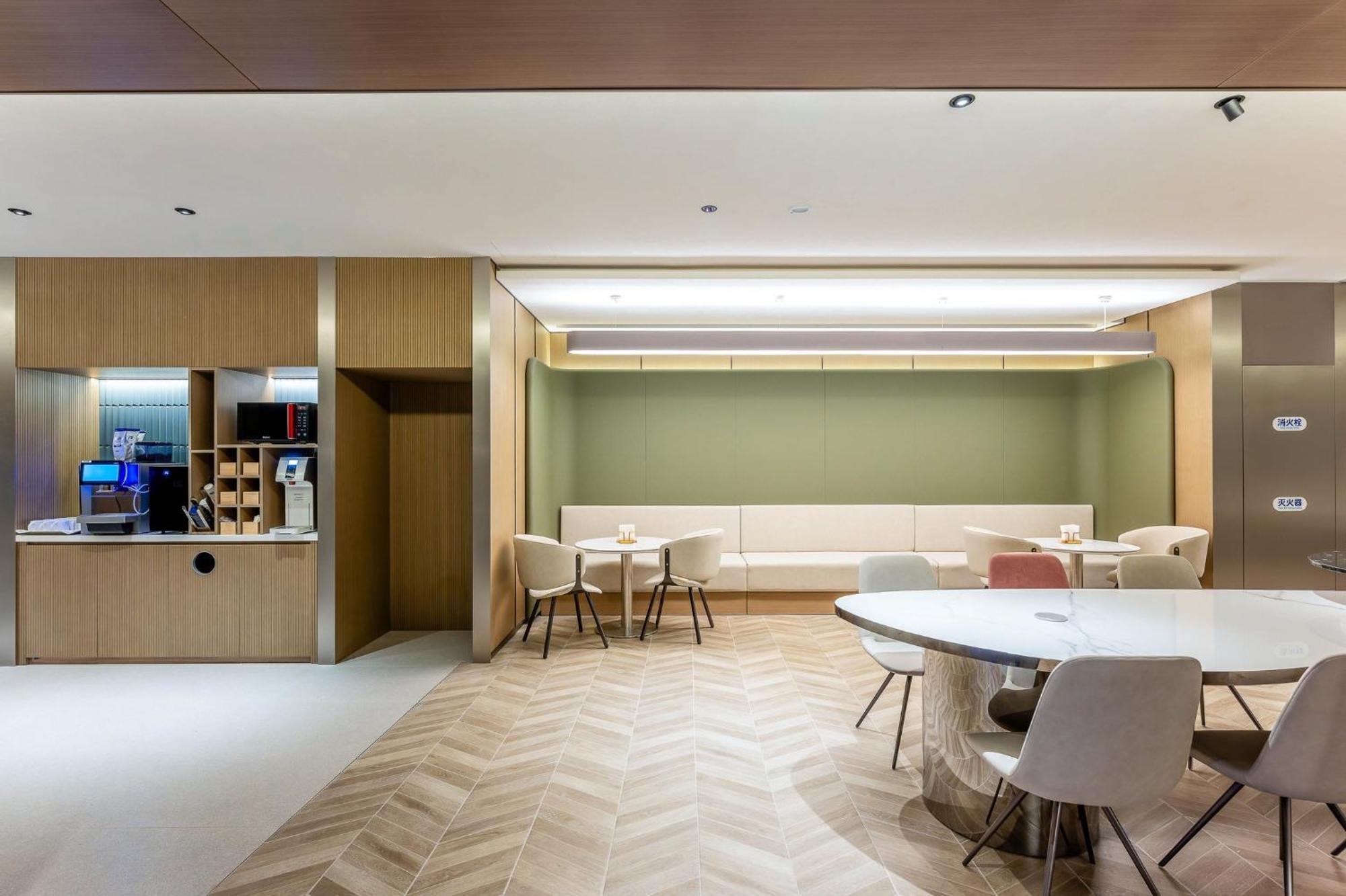 Holiday Inn Express Shanghai Jing'An Temple By Ihg ภายนอก รูปภาพ