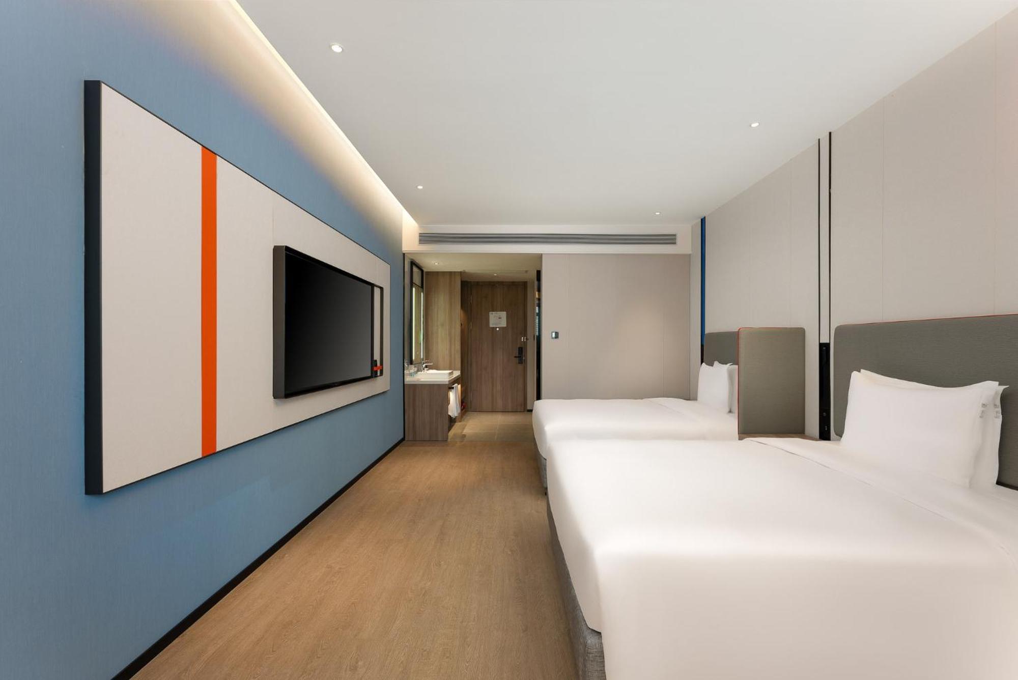 Holiday Inn Express Shanghai Jing'An Temple By Ihg ภายนอก รูปภาพ